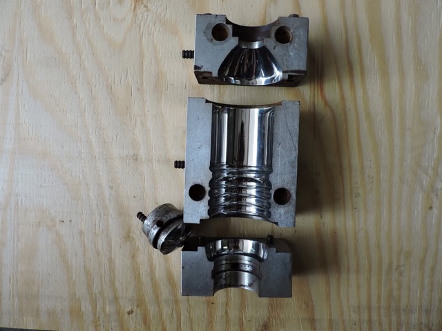 PET water bottle blow molds #002 photo 5