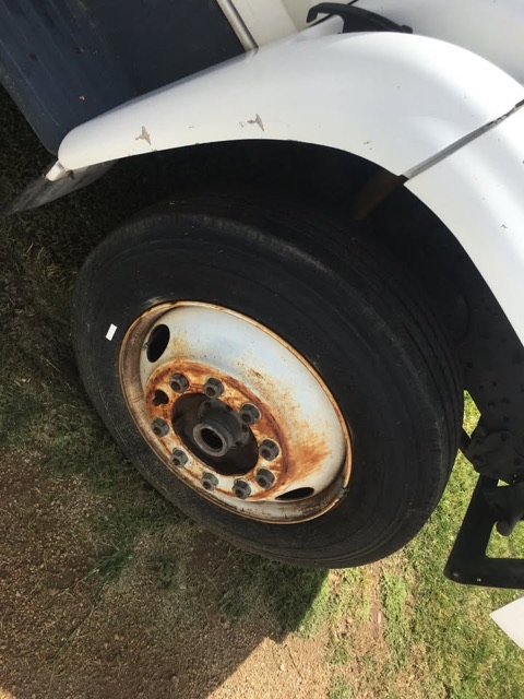 1996 Ford F800 Reefer Truck - Cummins 5.9 12-Valve photo 8