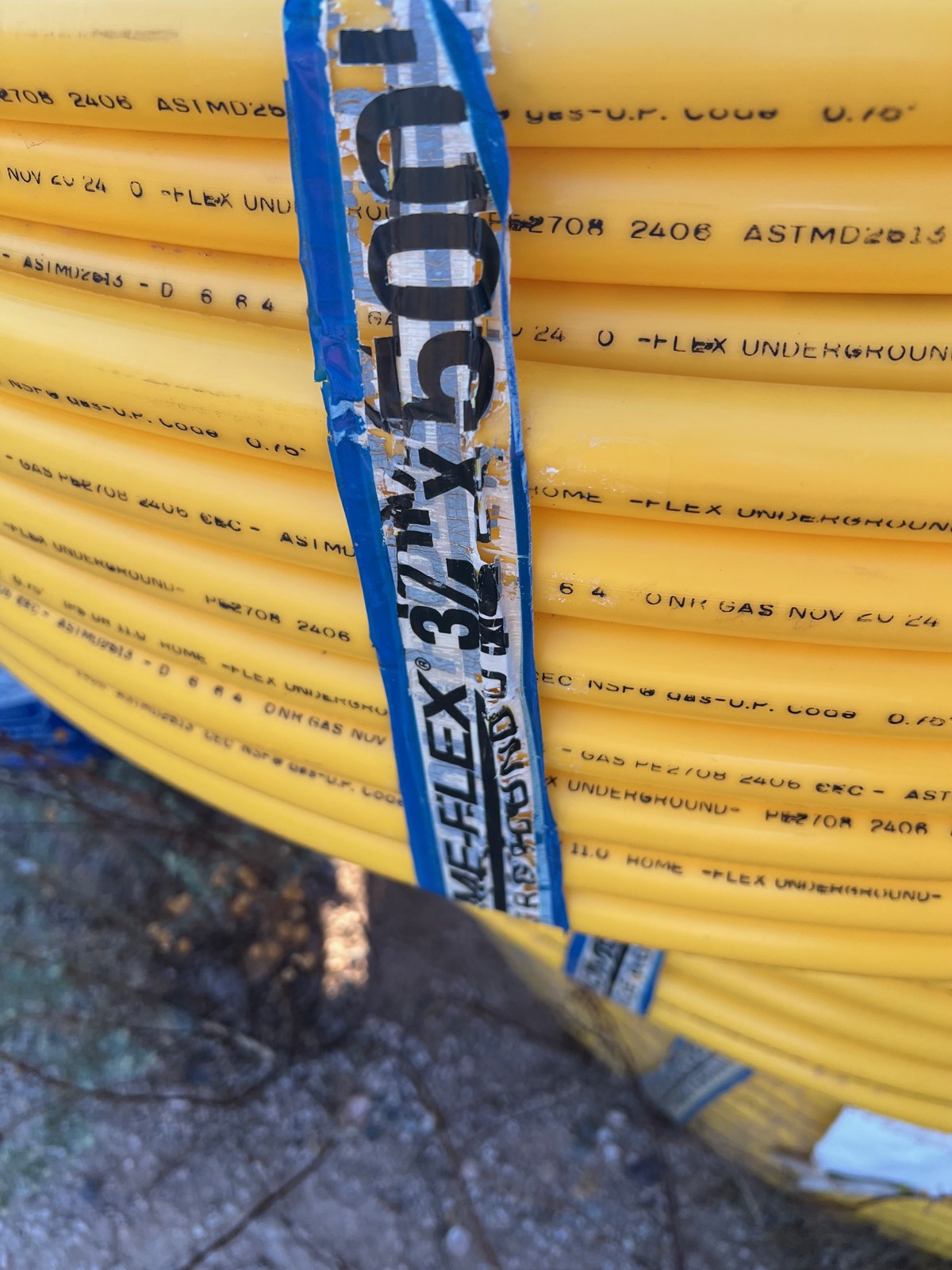 HOME-FLEX 3/4 in. IPS x 500 ft DR11 Underground Yellow Poly Gas Pipe (PE2708) - full coil